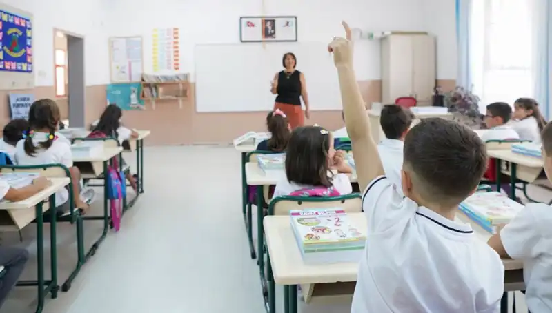 Bayram Öncesi Öğretmenlerin Ek Ders Ödemeleri Ne Zaman Hesaplara Yatacak?