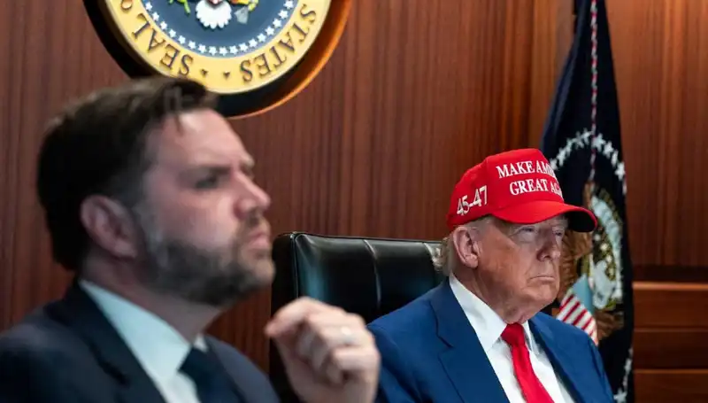 Trump’ın Azil Tasarısı Reddedildi: Siyasi Sahnedeki Son Gelişmeler