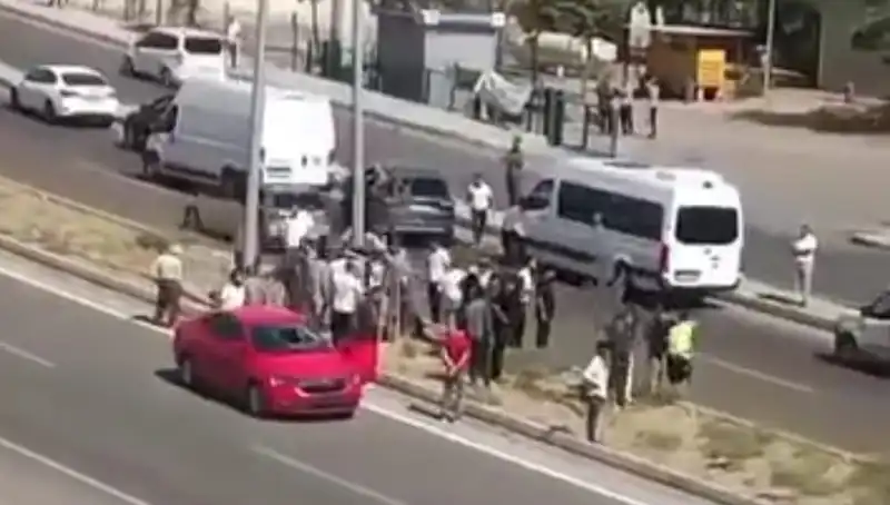 Yolun Karşısına Geçen Yaya Trafik Kazasında Hayatını Kaybetti
