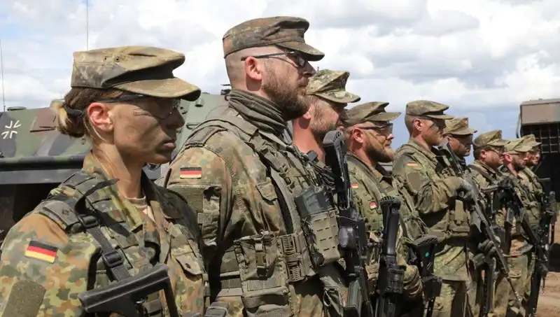 Almanya'nın Rusya'ya Asker Gönderme Kararı: Stratejik Bir Adım mı?