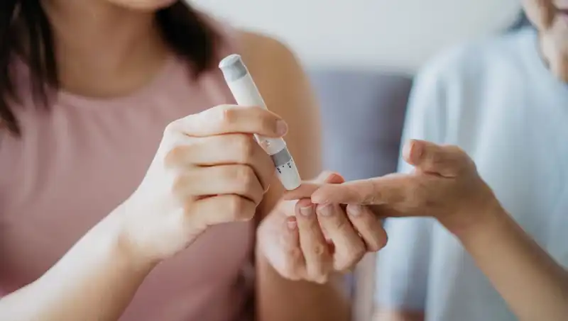 Çocuklarda Diyabet Belirtileri ve Önlemler: Sağlıklı Gelecek İçin Bilinmesi Gerekenler