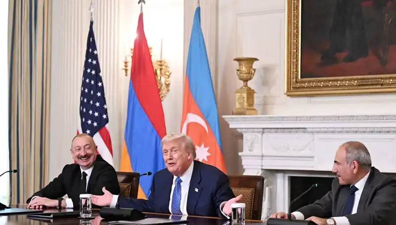 Aliyev'den Ermenistan'a Acil Anayasa Çağrısı: Zaman Kaybetmeyin!