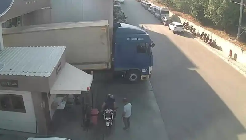 Nakliye Şebekesine Şok Baskın: Milyonlarca Liralık Ürün Ele Geçirildi!