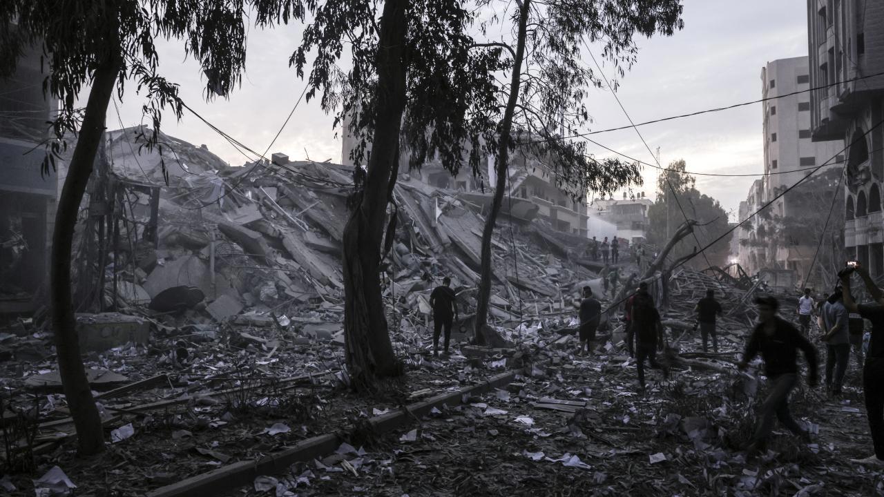 İsrail'in Gazze'ye Saldırıları Devam Ediyor: 8 Ölü