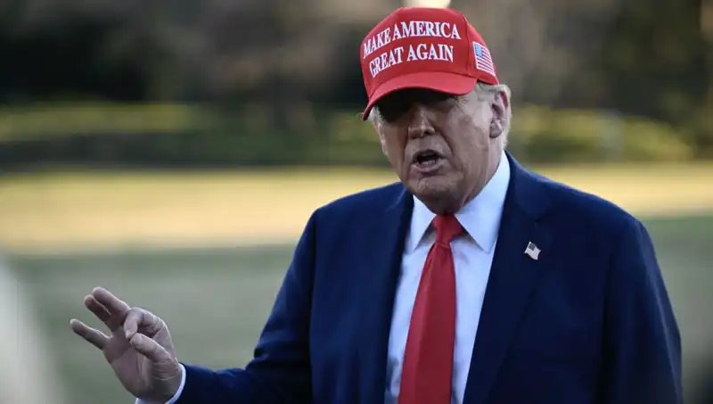 Trump’tan Övgü Dolu Kendine Paylaşım: Ukrayna Krizindeki Rolü Vurgulandı