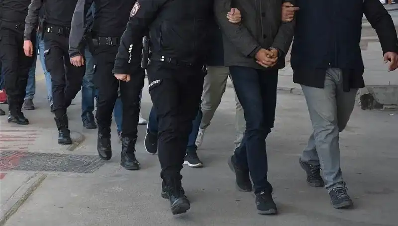 FETÖ Terör Örgütüne Yönelik 5 İlde Şok Operasyon: 10 Kişi Gözaltında