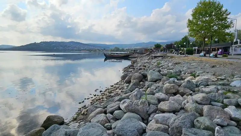 Sapanca Gölü'nde Ani Su Seviyesi Düşüşü: Nedenleri ve Etkileri